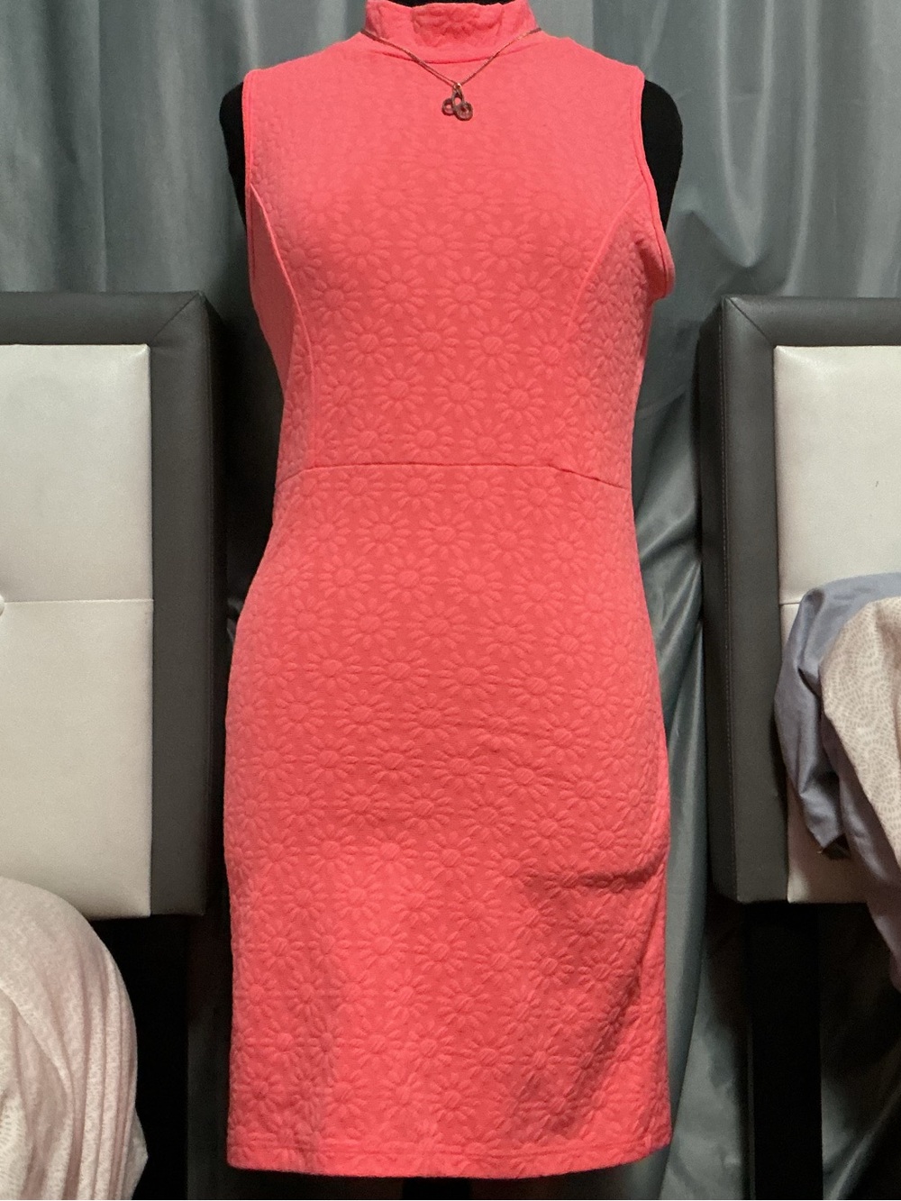 Jasmine Coral Floral-Textured Sleeveless Sheath Dress